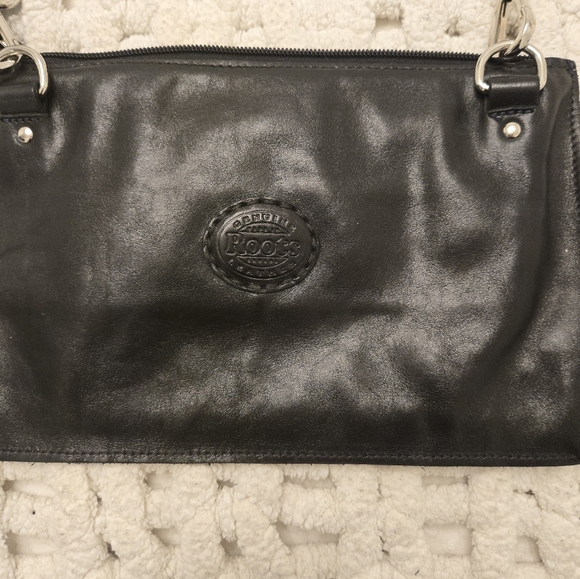 Roots Black Leather Crossbody Or Shoulder Bag/Purse - Picture 2 of 5